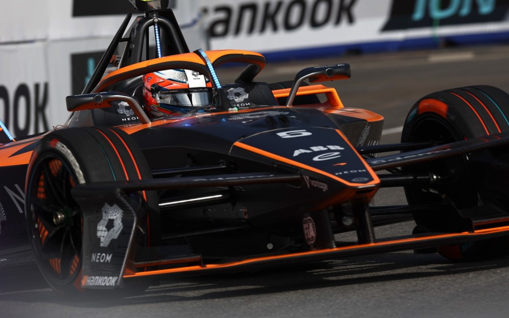 FormulaEHero_C2756E8F-95C5-9B3F-D2E2F42C61058716_c2ef54e9-dd5b-1d1c-0038dda17db7d596